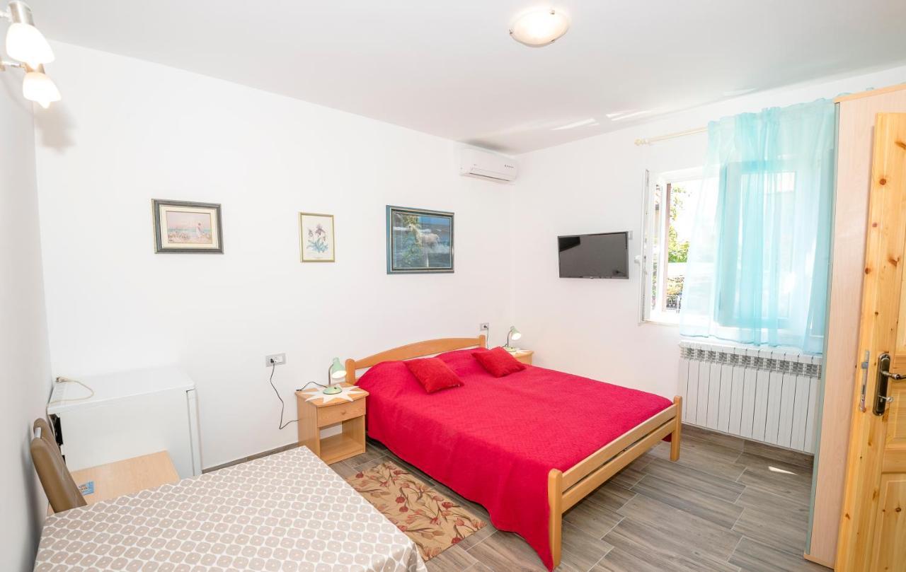 Guest House Ab Adria Home Rovinj Exterior photo