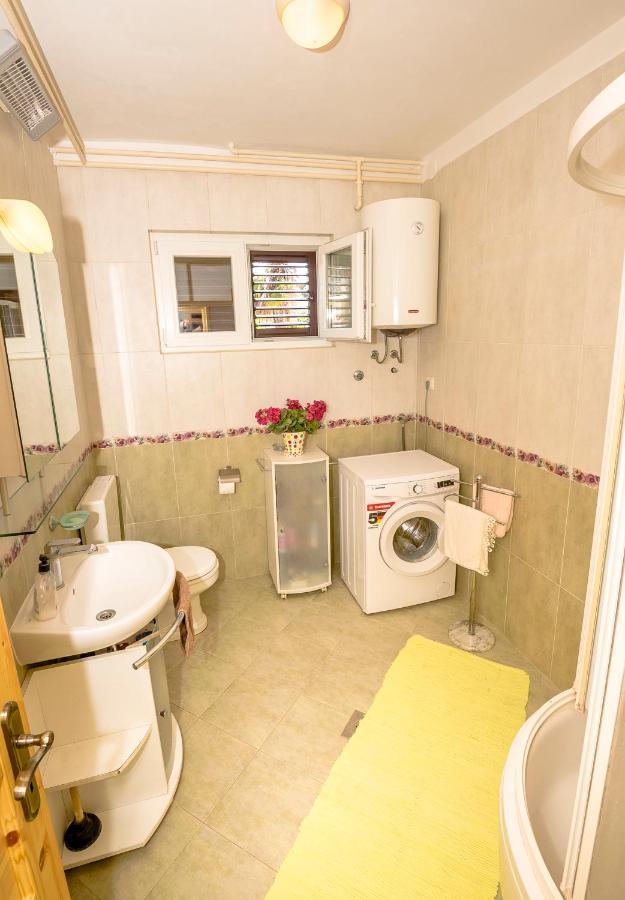 Guest House Ab Adria Home Rovinj Exterior photo