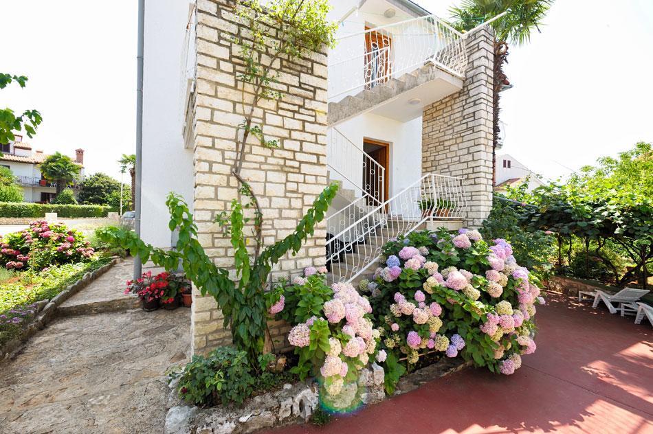 Guest House Ab Adria Home Rovinj Exterior photo